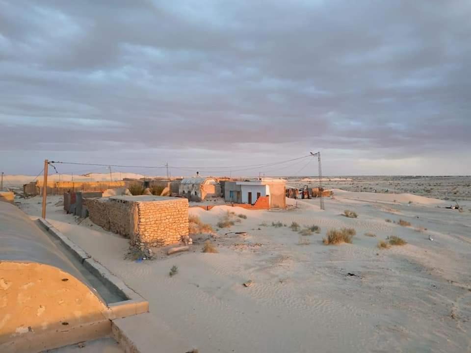 Grand Sud, La Maison De Sable Дуз Екстер'єр фото